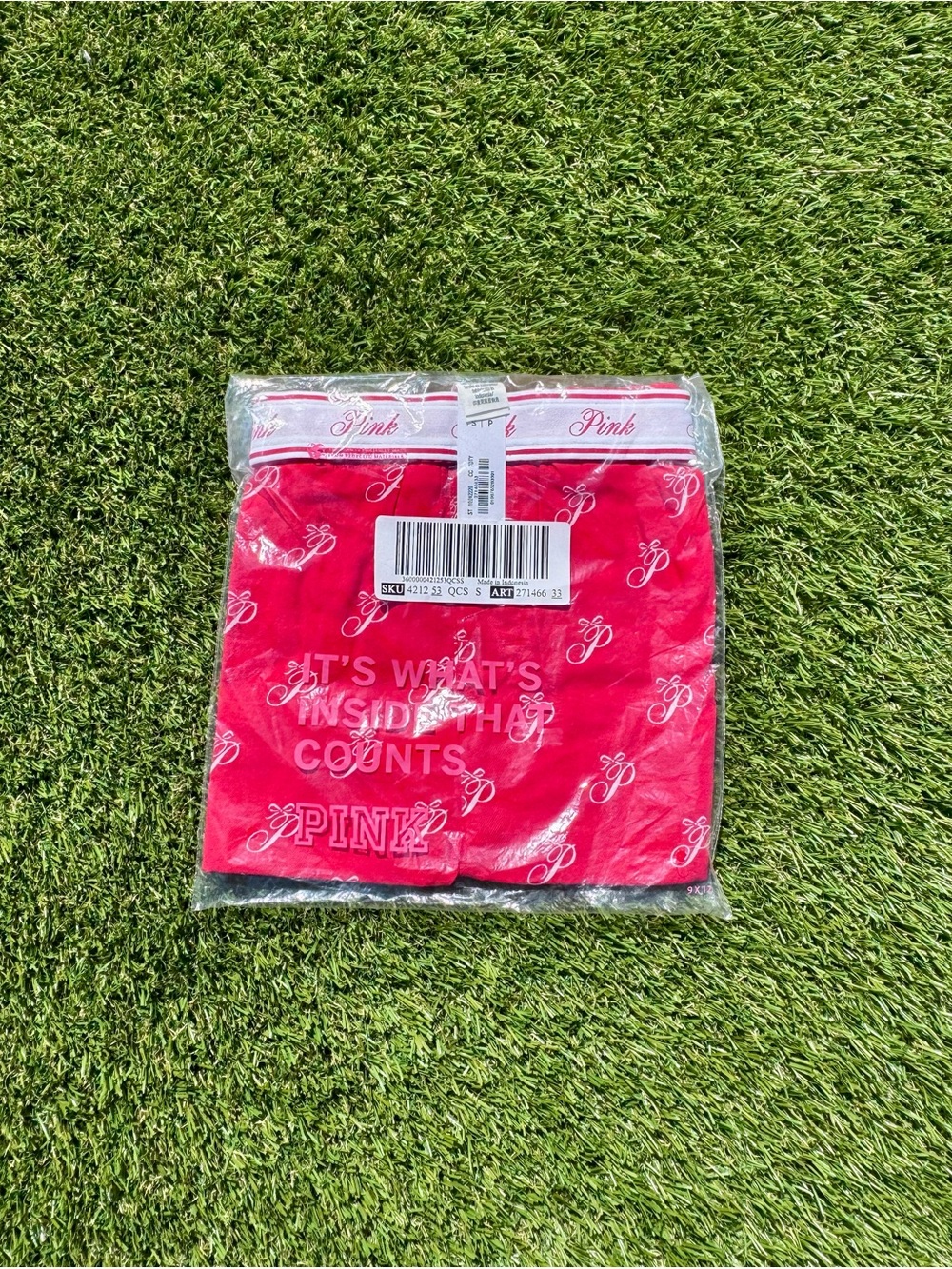 PINK Women's Pajama / Sleep Shorts Size Small Red/White 1 Pack Sleepwear Sexy